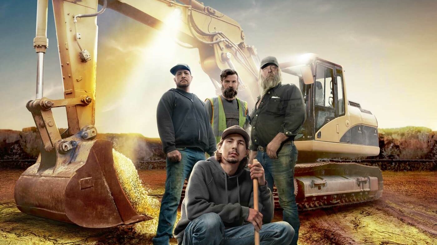 Gold Rush key art: four miners with an excavator in the Klondike